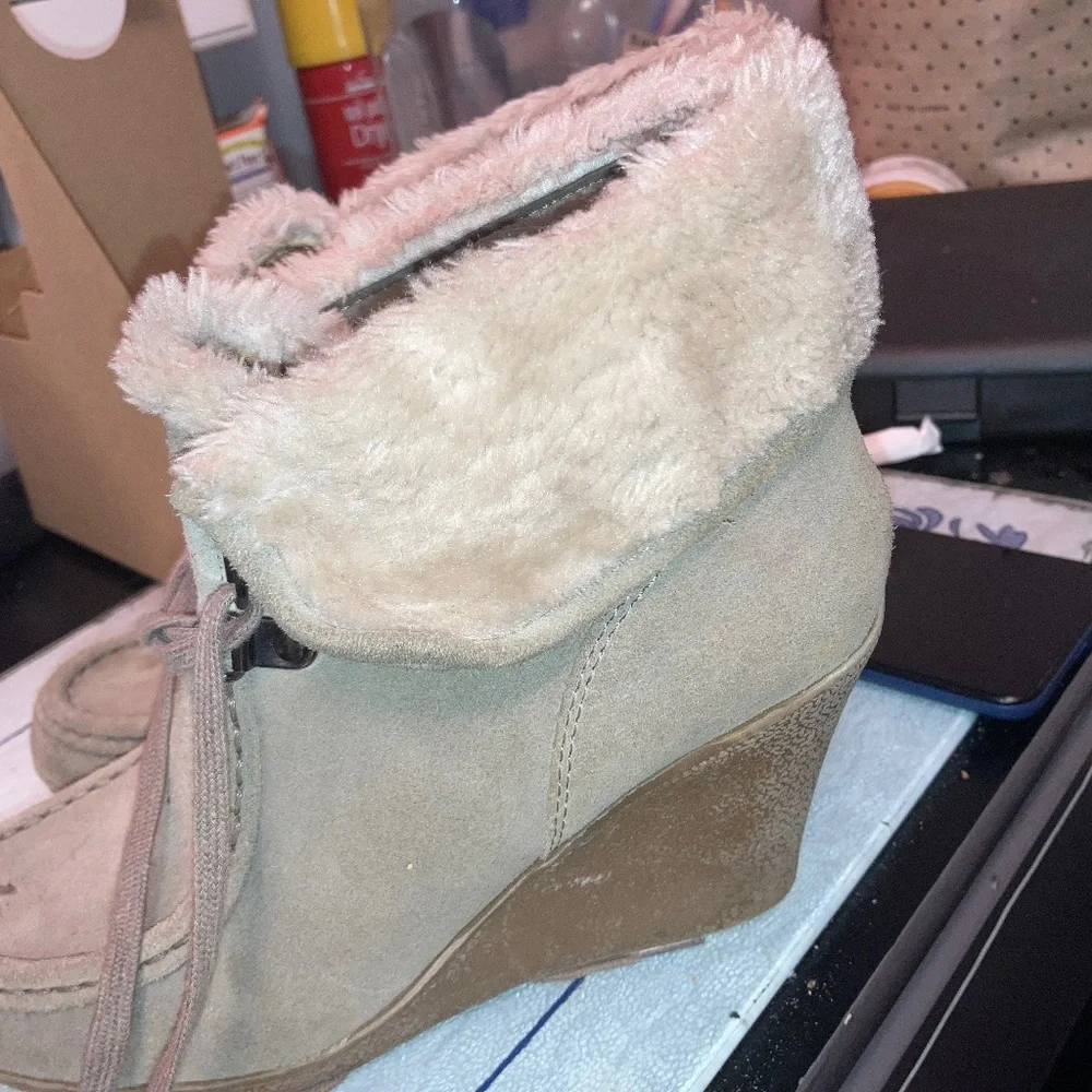 Wedges - Picture 1 of 2